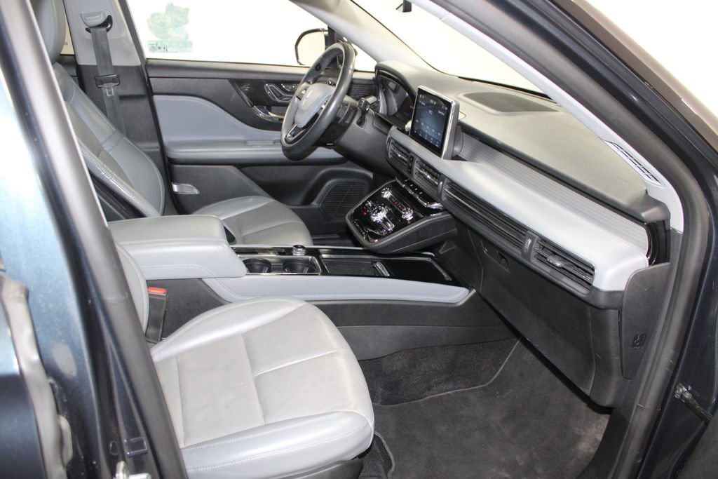 Used 2022 Lincoln Corsair Reserve w/ Equipment Group 201A image 29