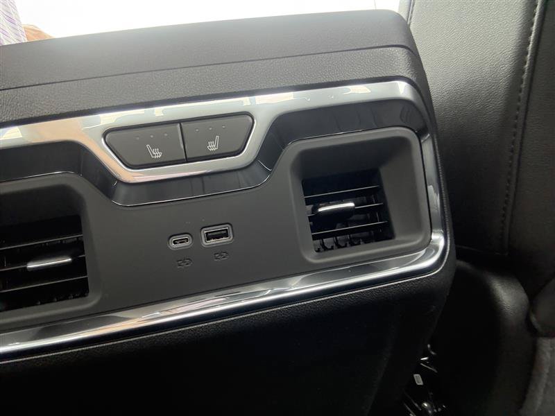 New 2026 Chevrolet Silverado 3500 LTZ w/ LTZ Plus Package AWD/4WD image 32