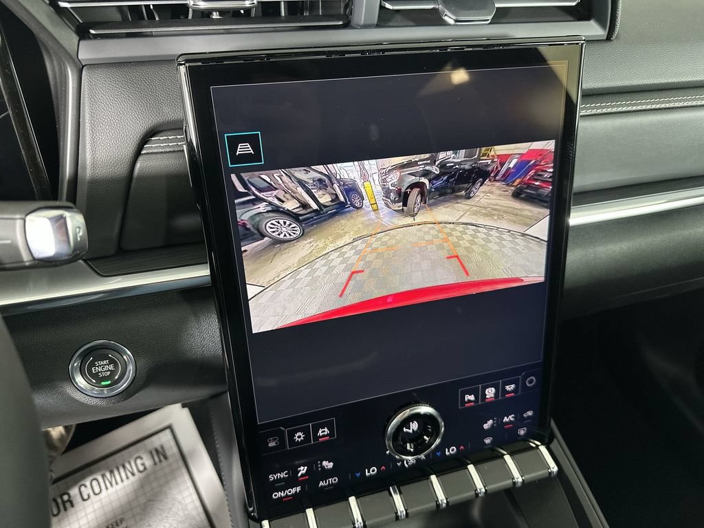 New 2027 GMC Terrain Elevation w/ Elevation Premium Package AWD/4WD image 17
