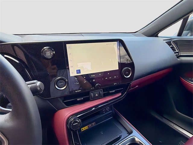 Used 2025 Lexus NX 250 FWD image 26