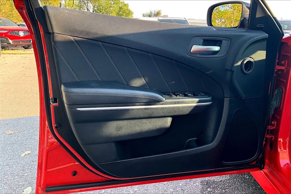 Used 2023 Dodge Charger Scat Pack w/ Harman/Kardon Audio Group RWD image 22