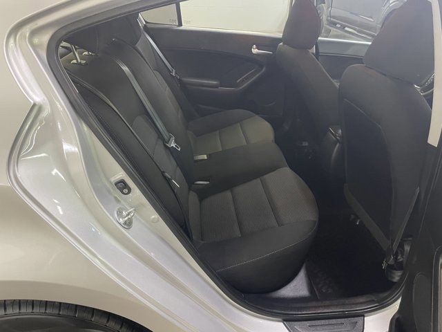 Used 2018 Kia Forte LX w/ LX Rear Camera Package image 13