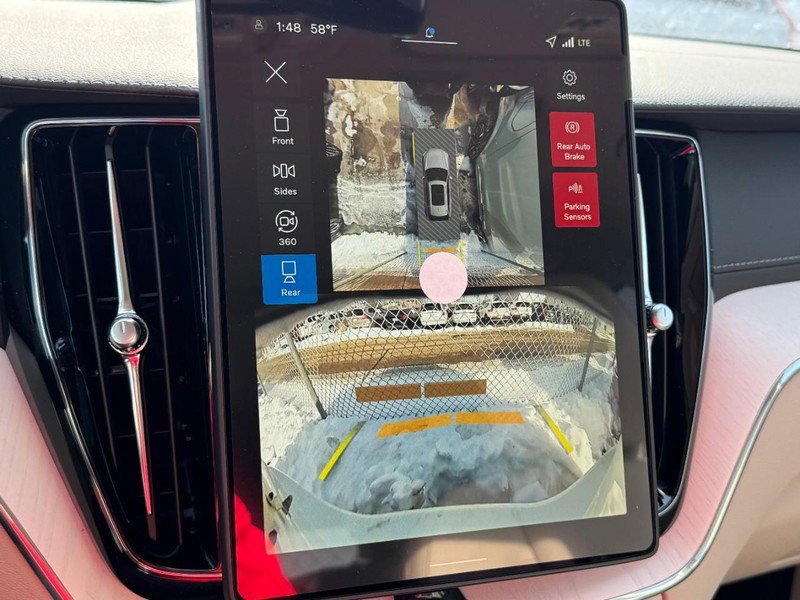 New 2026 Volvo XC60 B5 Ultra w/ Climate Package image 15