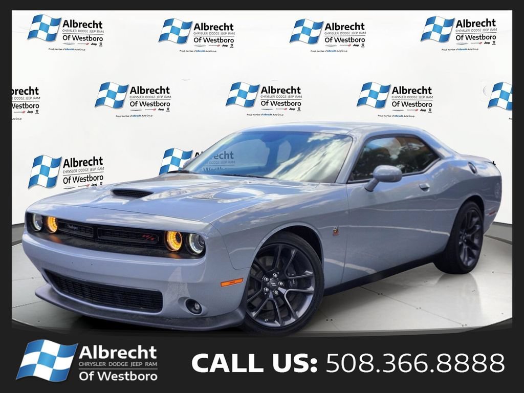 Used 2021 Dodge Challenger R/T Scat Pack RWD image 1