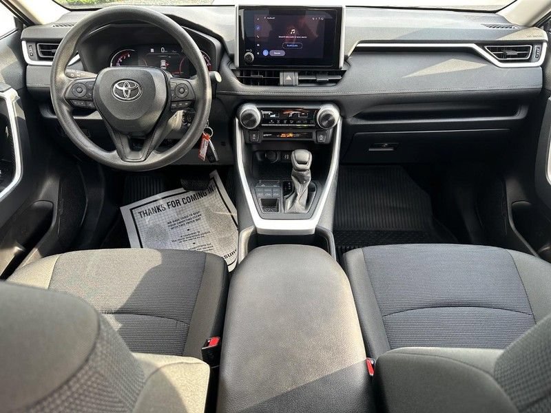 Used 2024 Toyota RAV4 LE AWD/4WD image 13