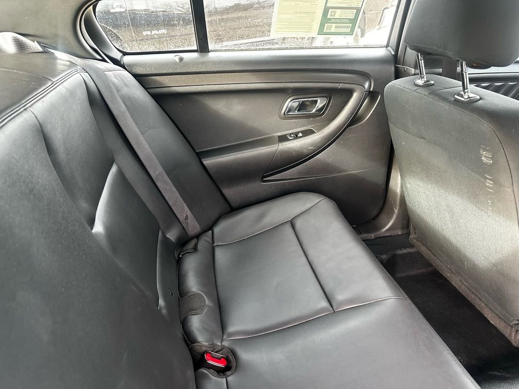 Used 2014 Ford Taurus Police Interceptor AWD image 23