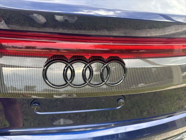 Certified 2022 Audi RS Q8 w/ Carbon Optic Package AWD/4WD image 10