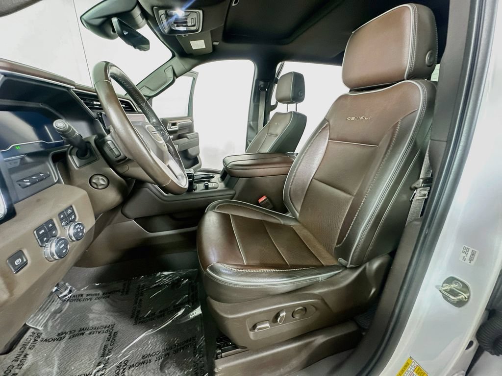 Used 2023 GMC Sierra 1500 Denali w/ Denali Reserve Package AWD/4WD image 17