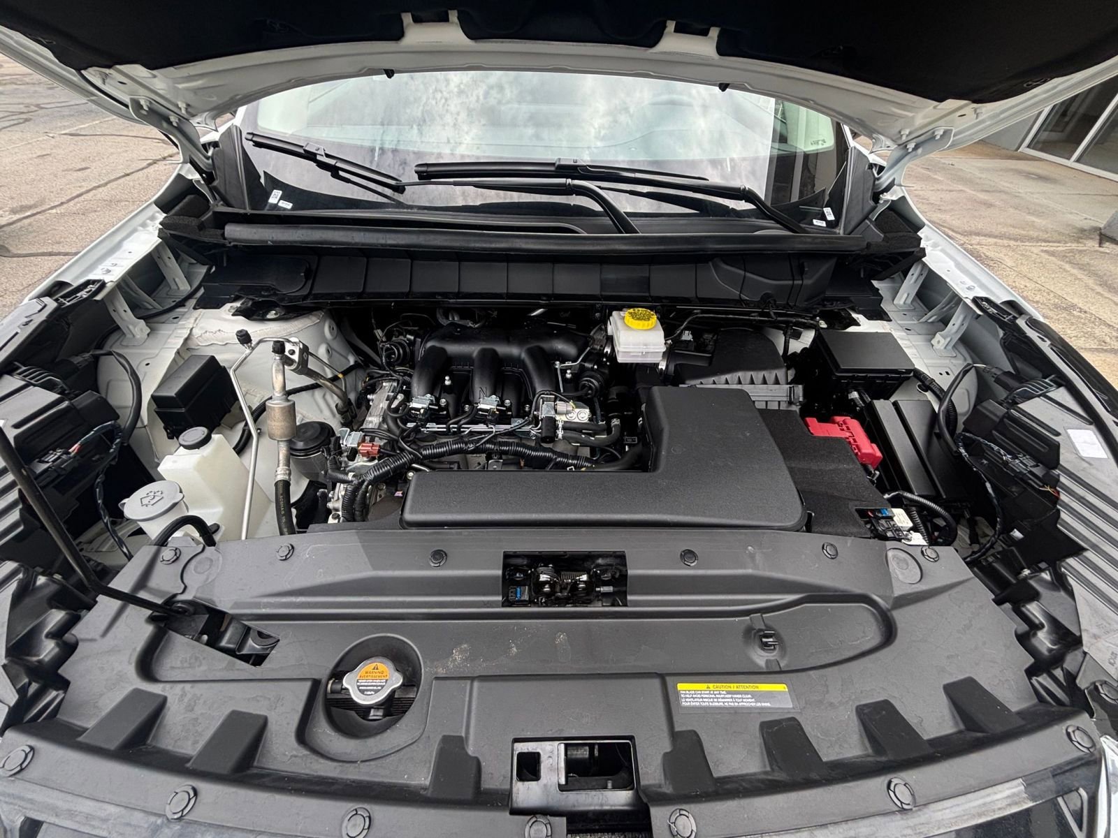 Used 2025 Nissan Pathfinder SV AWD/4WD image 35