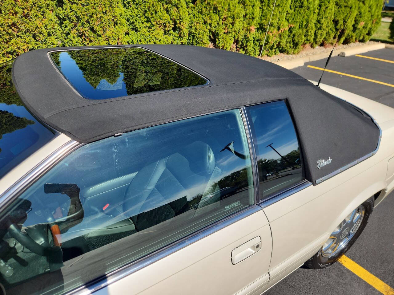 Used 2002 Cadillac Eldorado Touring w/ Preffered Equipment Group image 8