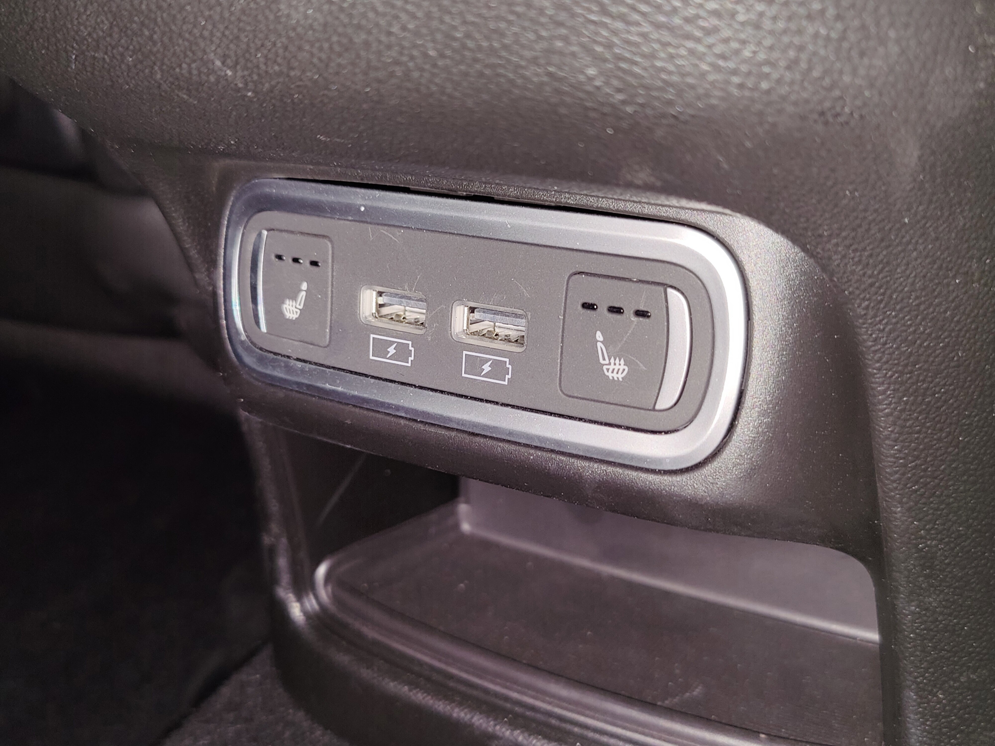 Used 2025 Alfa Romeo Stelvio Sprint AWD/4WD image 19
