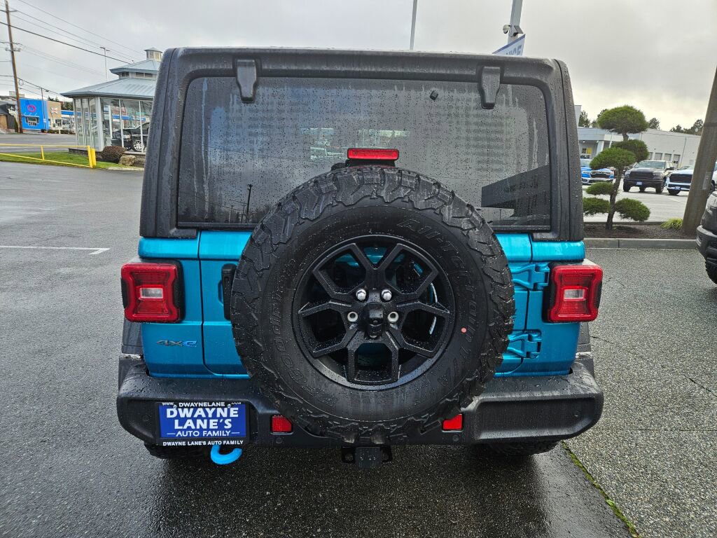 Used 2024 Jeep Wrangler Unlimited image 4