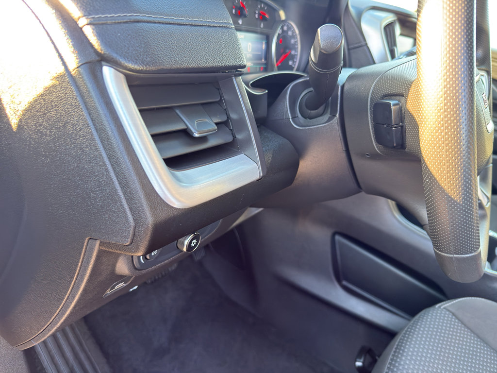 Used 2024 GMC Terrain SLE image 14