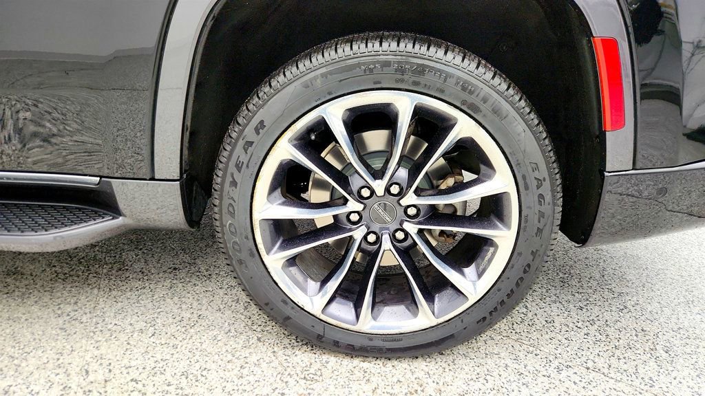 Used 2022 Jeep Wagoneer Series II w/ Premium Group I image 9