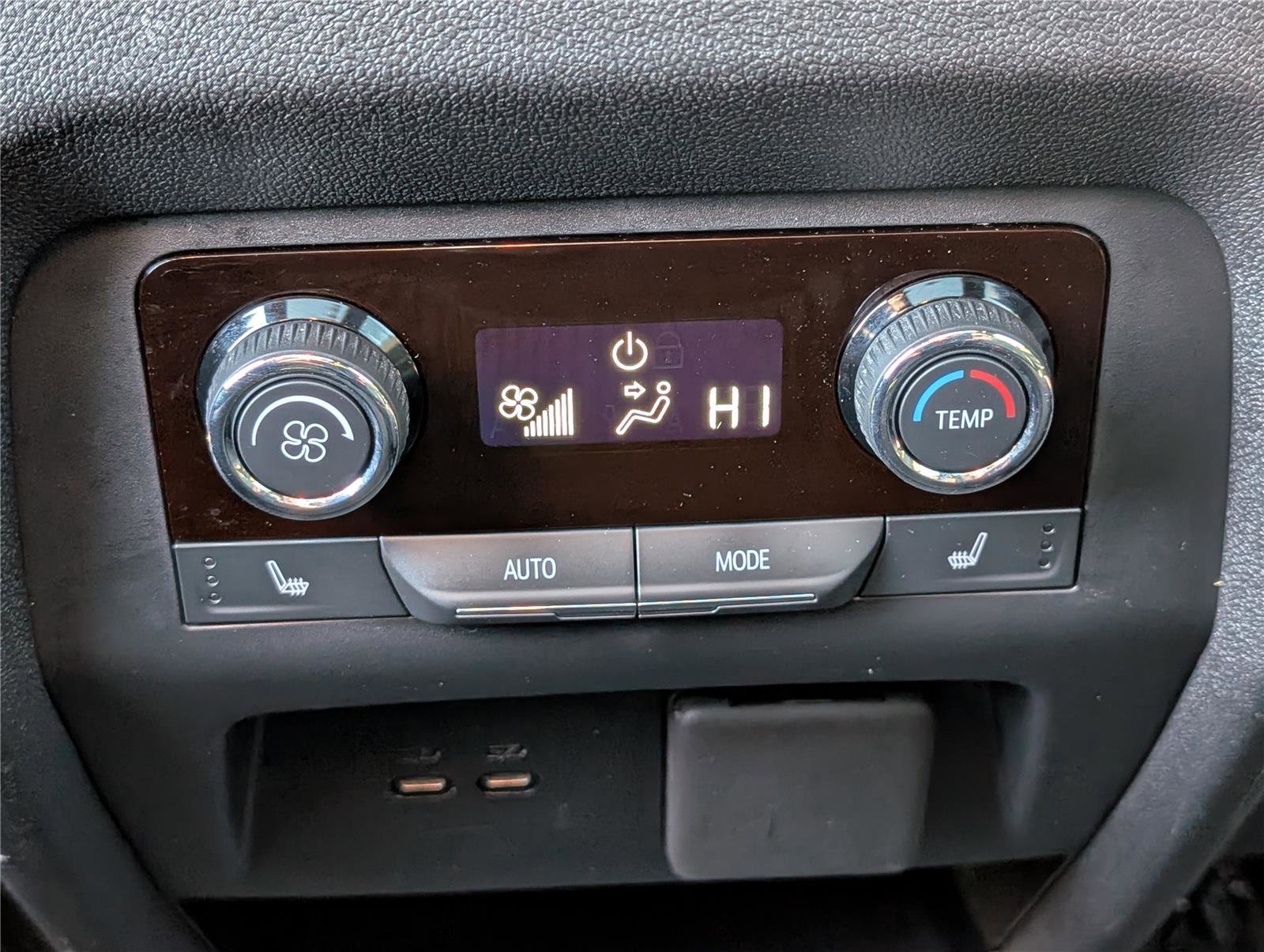 Used 2024 Chevrolet Traverse RS w/ LPO, Floor Liner Package image 17