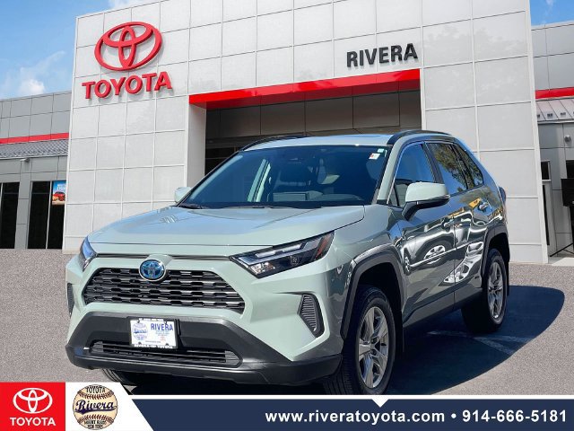 Used 2023 Toyota RAV4 XLE w/ Convenience Package AWD/4WD image 4