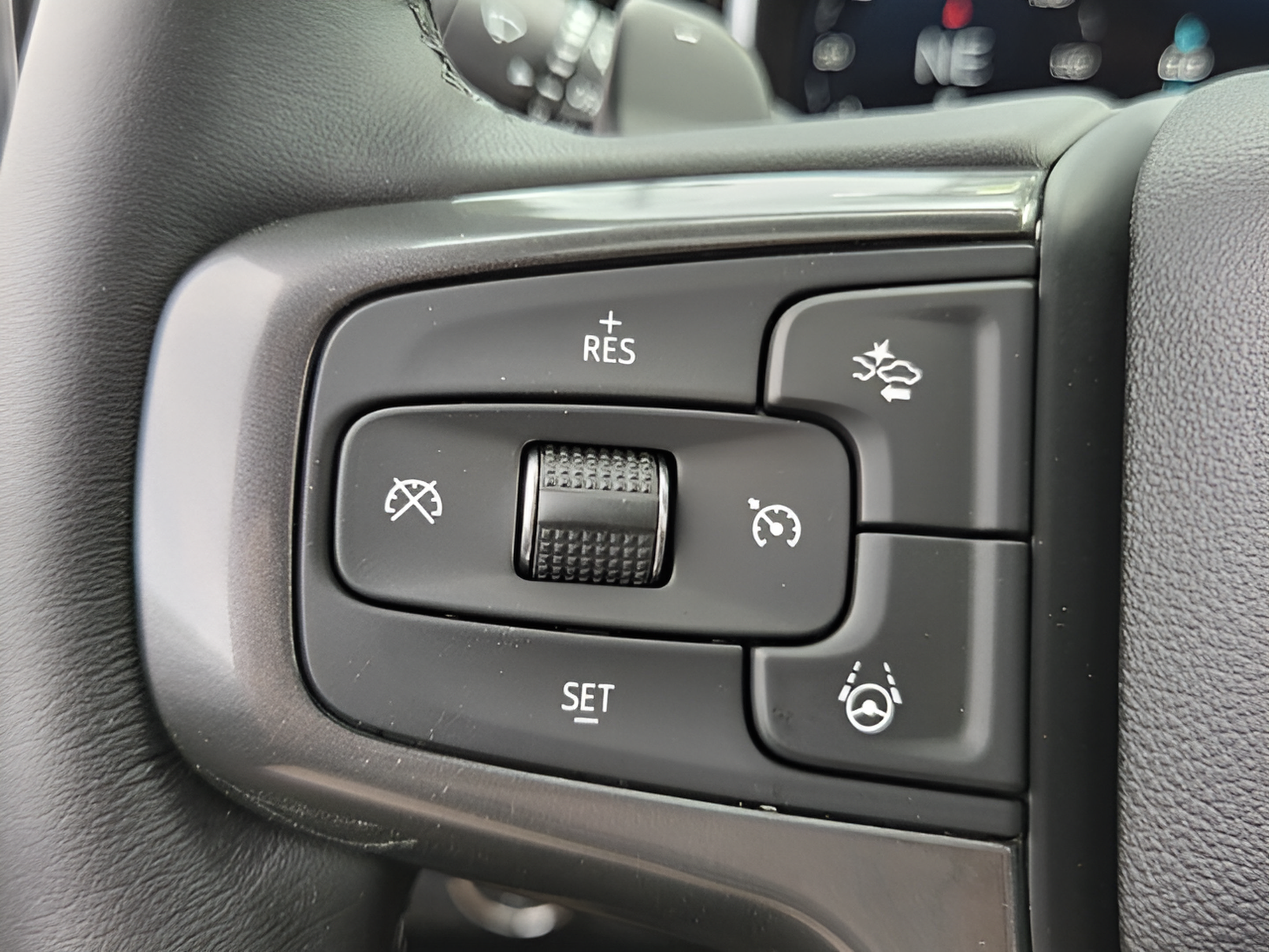 New 2026 Chevrolet Silverado 1500 High Country w/ High Country Premium Package AWD/4WD image 25