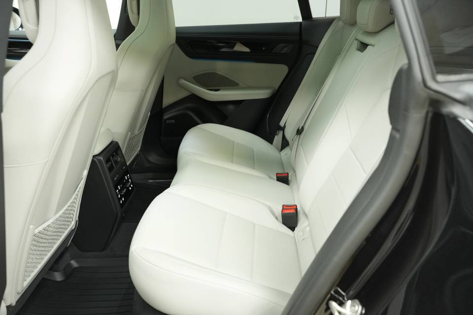 New 2026 Porsche Macan 4 Electric AWD/4WD image 27