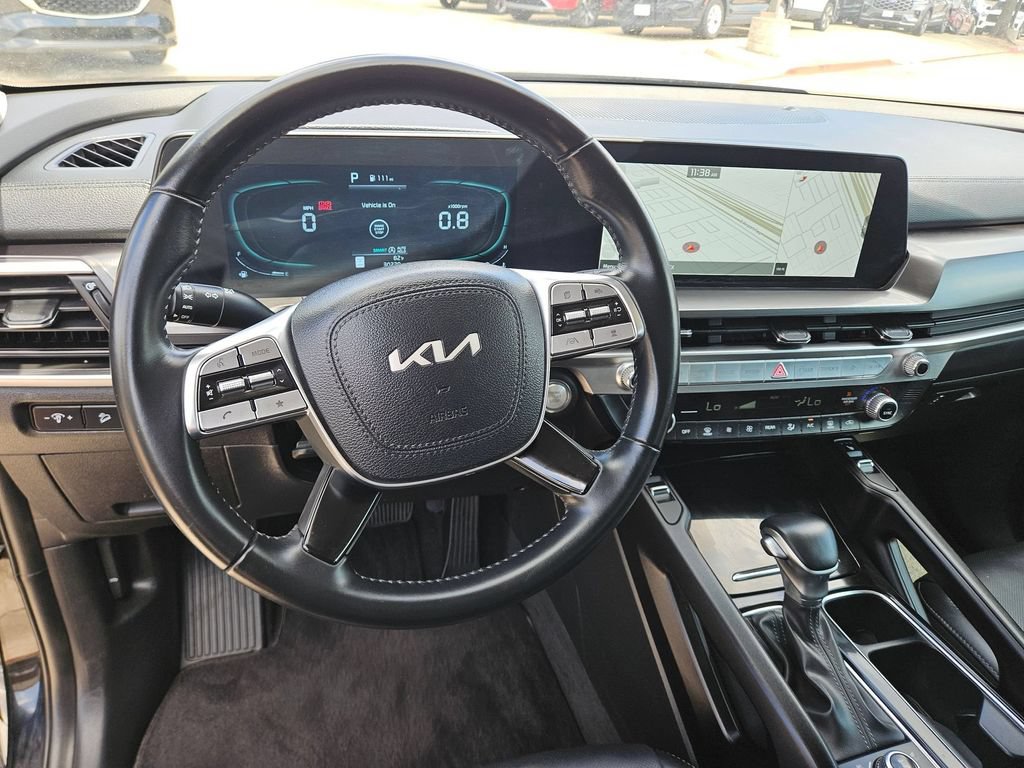 Used 2025 Kia Telluride S AWD/4WD image 17