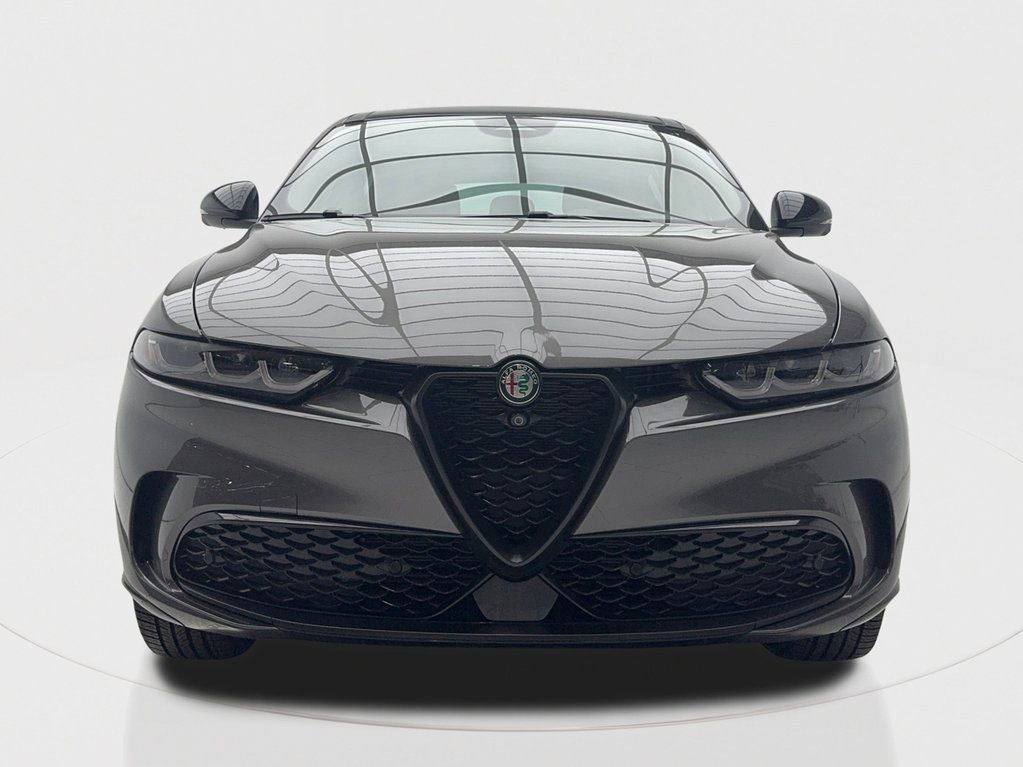 Used 2024 Alfa Romeo Tonale Veloce AWD/4WD image 4