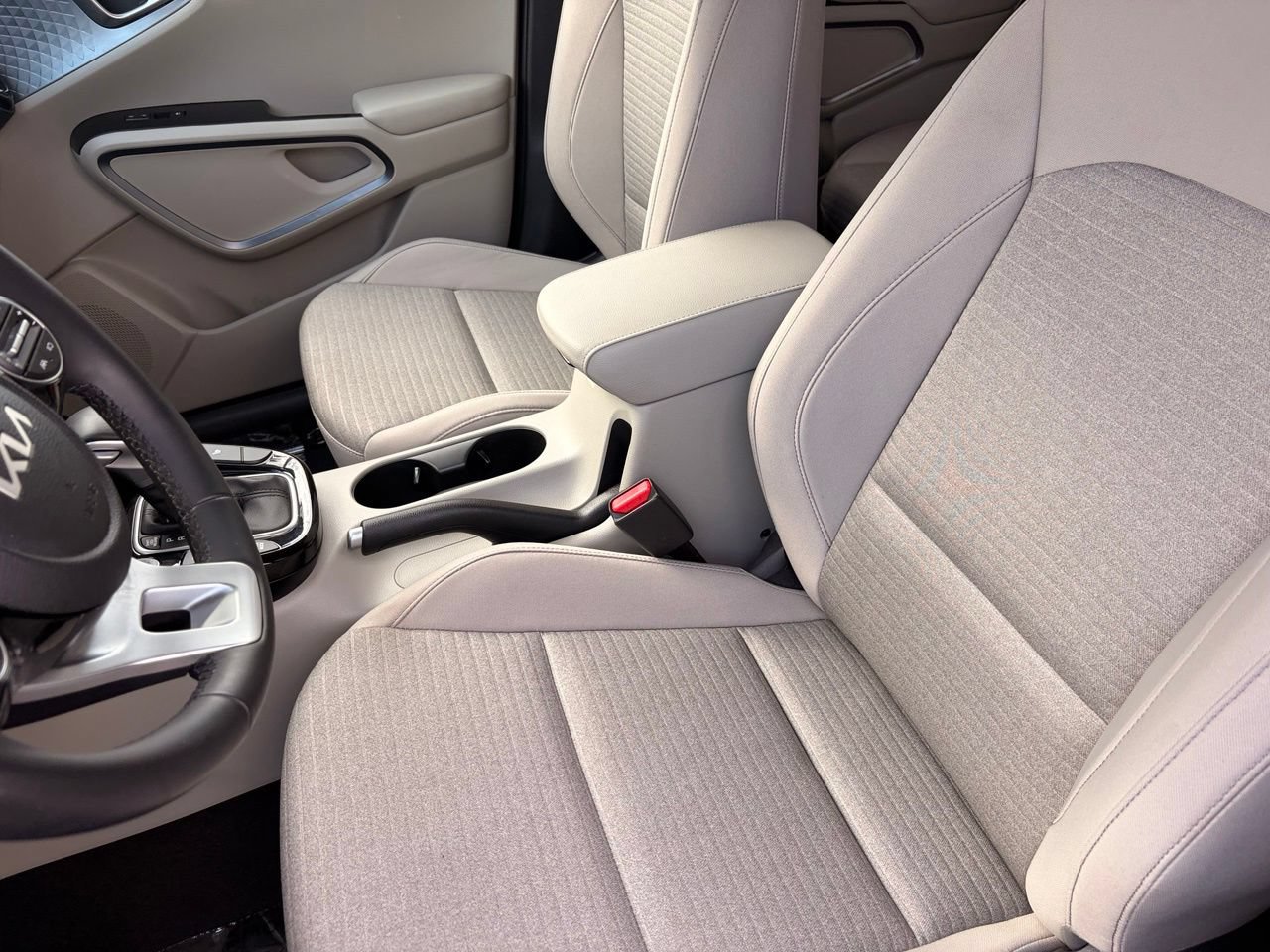 Used 2023 Kia Soul EX FWD image 19
