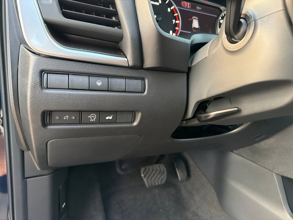 New 2026 Nissan Rogue SV image 18