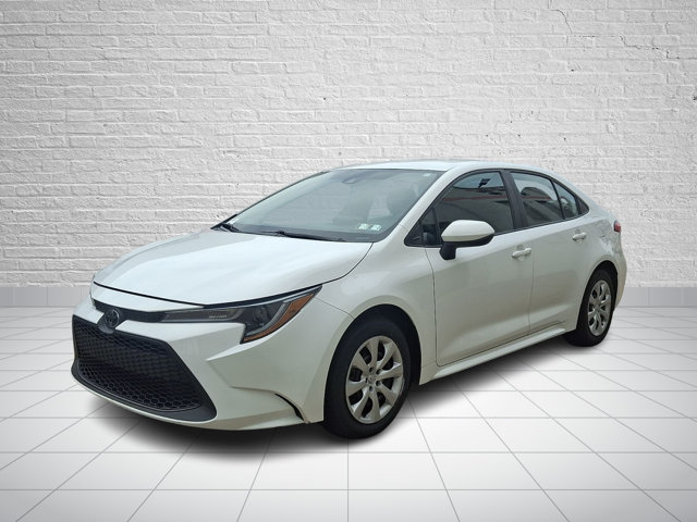 Used 2022 Toyota Corolla LE FWD image 3