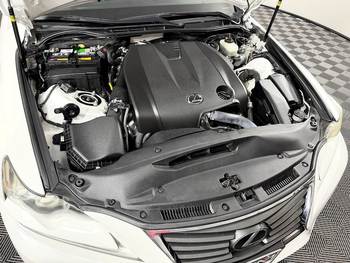 Used 2014 Lexus IS 250 w/ Luxury Package w/Gray Wood RWD image 21
