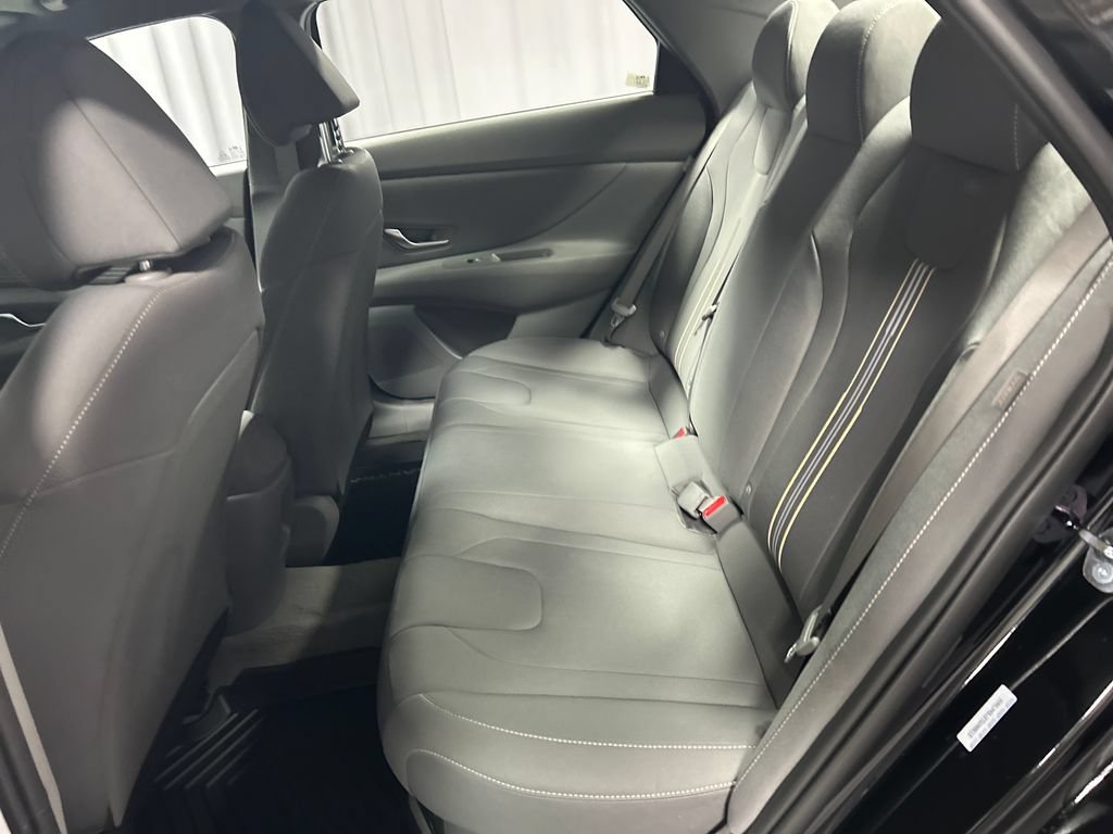 New 2026 Hyundai Elantra SEL FWD image 21
