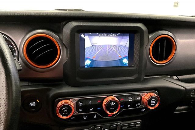 Used 2021 Jeep Gladiator Mojave w/ Cold Weather Group AWD/4WD image 30