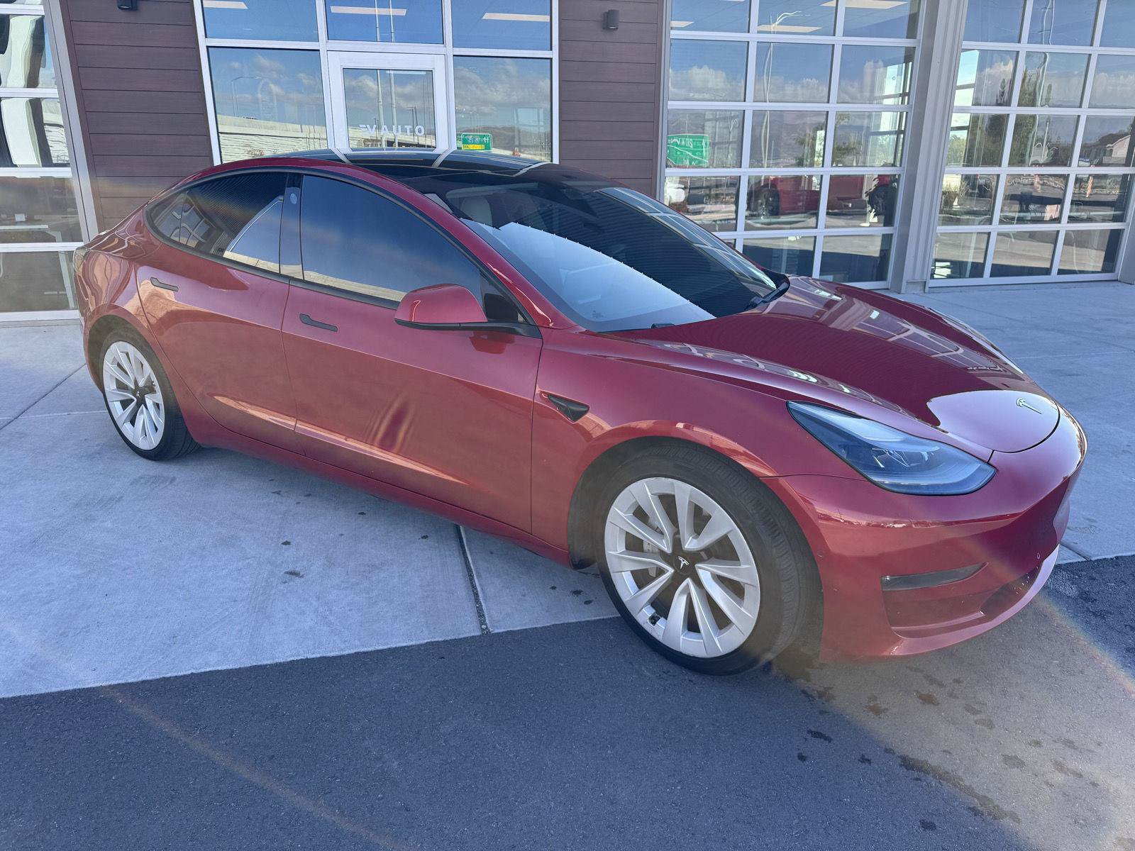 Used 2021 Tesla Model 3 Long Range AWD/4WD image 2