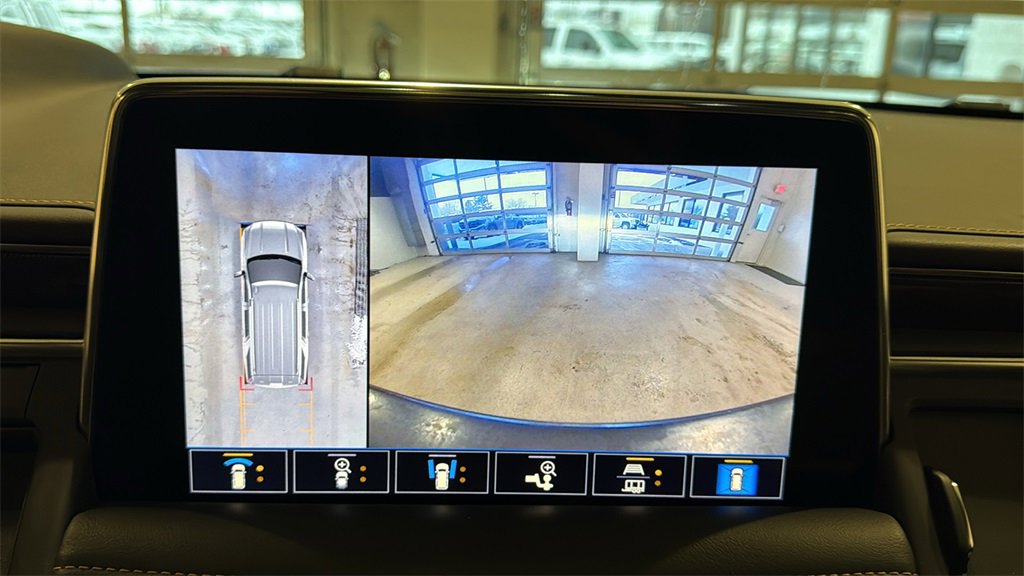 Used 2021 GMC Yukon AT4 w/ AT4 Premium Plus Package image 40