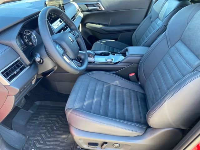 New 2026 Mitsubishi Outlander SE image 10