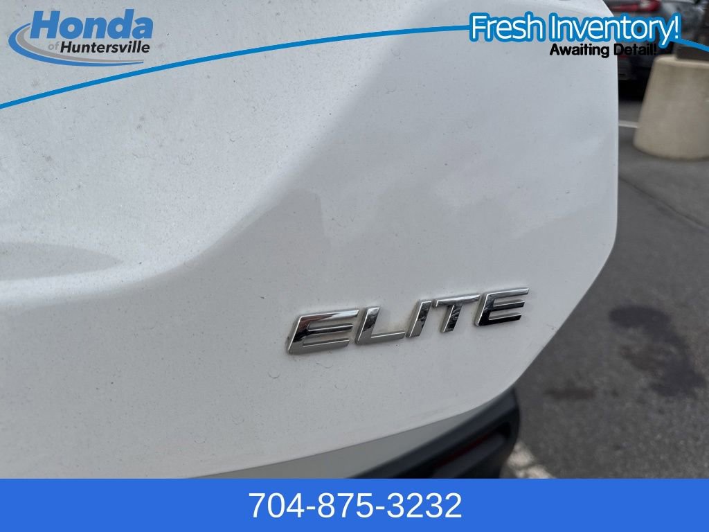 Used 2025 Honda Pilot Elite image 10