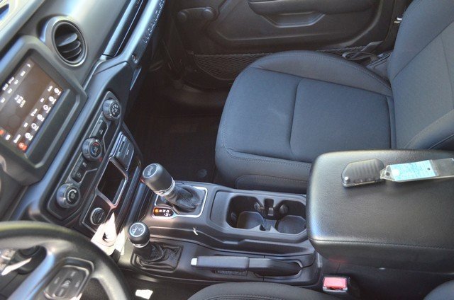 Used 2021 Jeep Wrangler Sport image 24