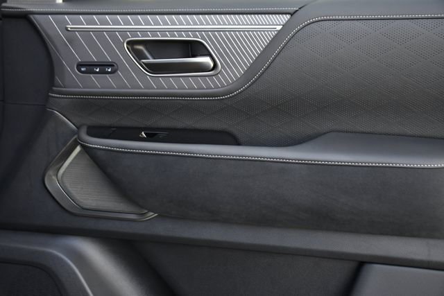 Used 2025 INFINITI QX80 Autograph image 39