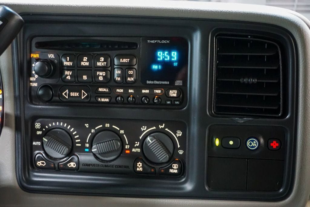 Used 2001 GMC Yukon XL 4WD image 11