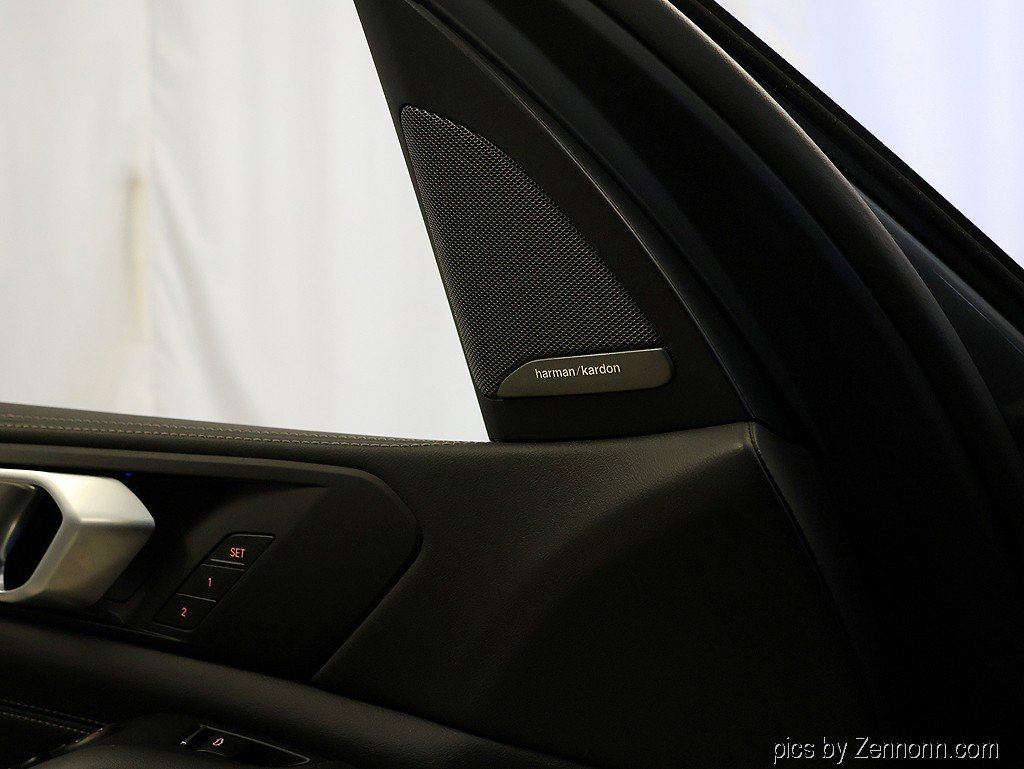 Used 2025 BMW X5 xDrive50e w/ Premium Package image 25