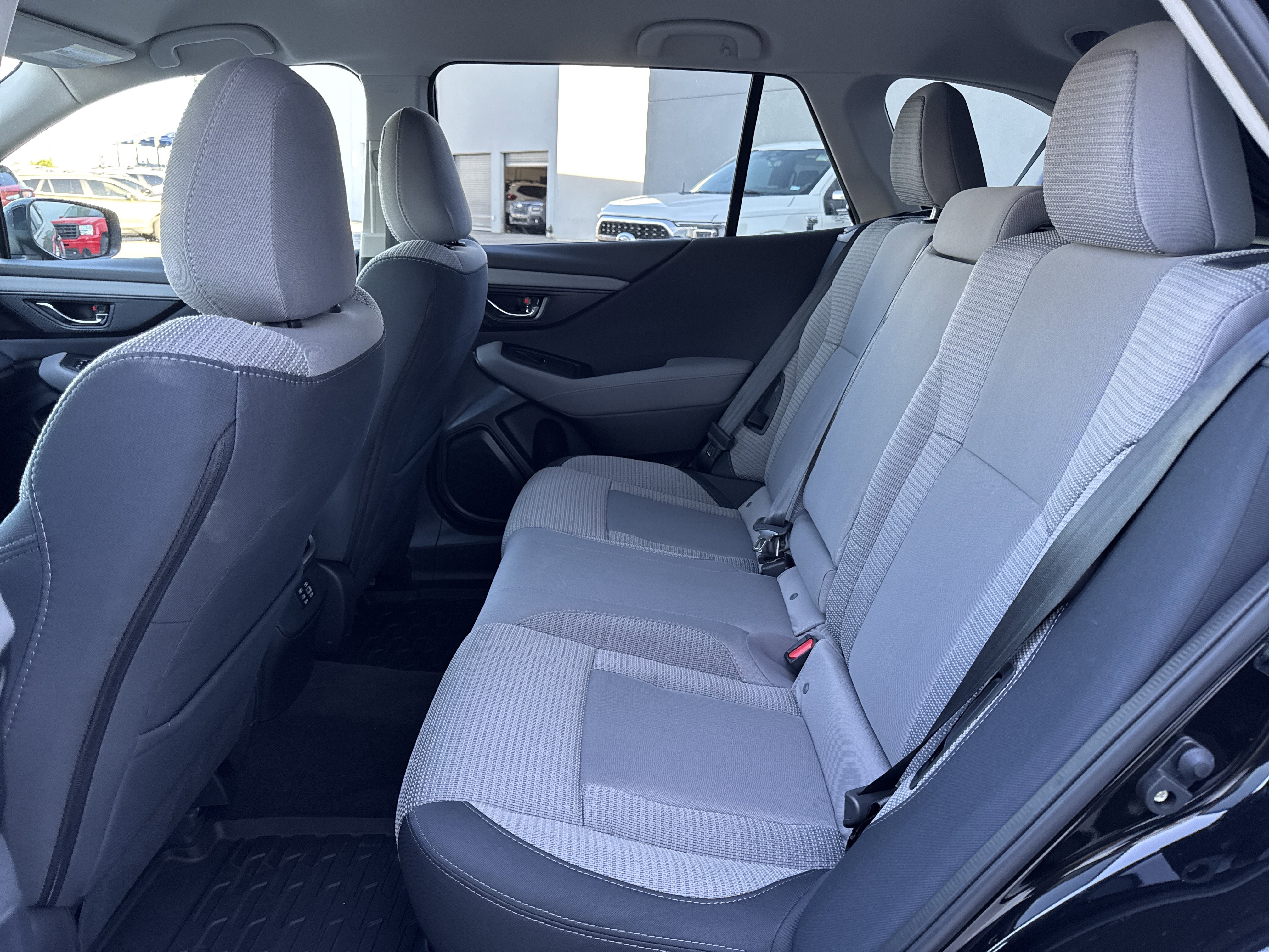 Certified 2025 Subaru Outback Premium AWD/4WD image 26