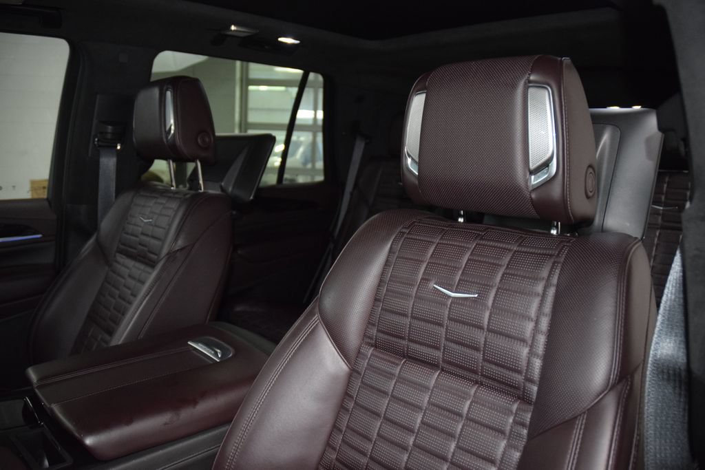 Used 2023 Cadillac Escalade Premium Luxury Platinum AWD/4WD image 44