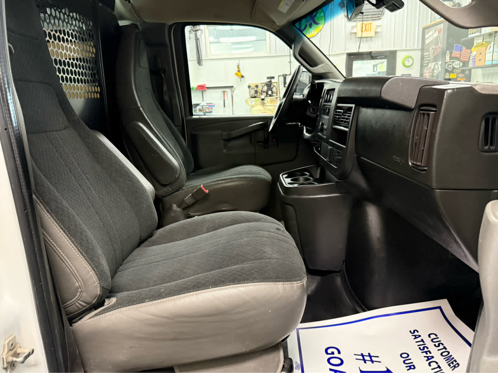 Used 2021 GMC Savana 2500 w/ Driver Convenience Package RWD image 27