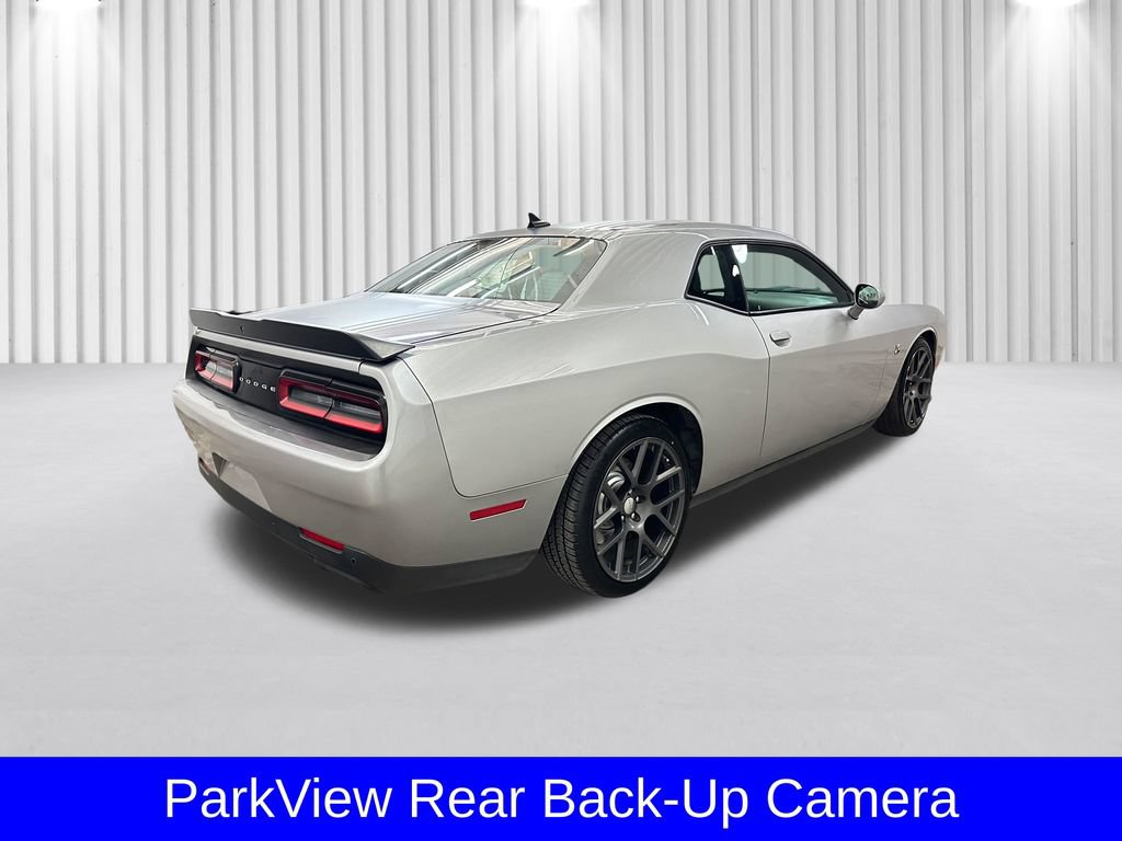 Used 2016 Dodge Challenger R/T Scat Pack RWD image 7