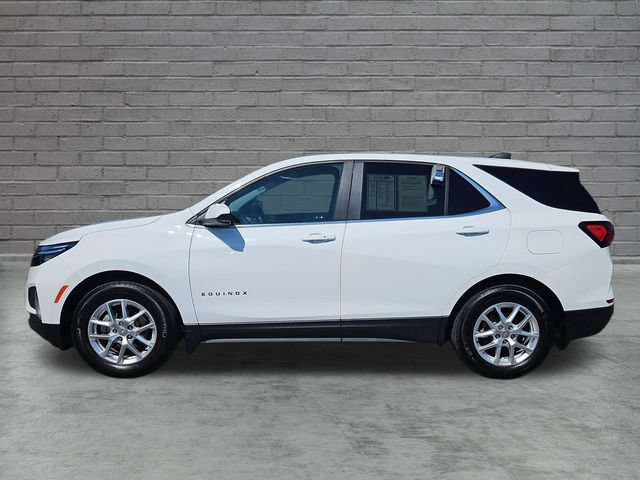 Used 2024 Chevrolet Equinox LT w/ LPO, Floor Liner Package FWD image 2