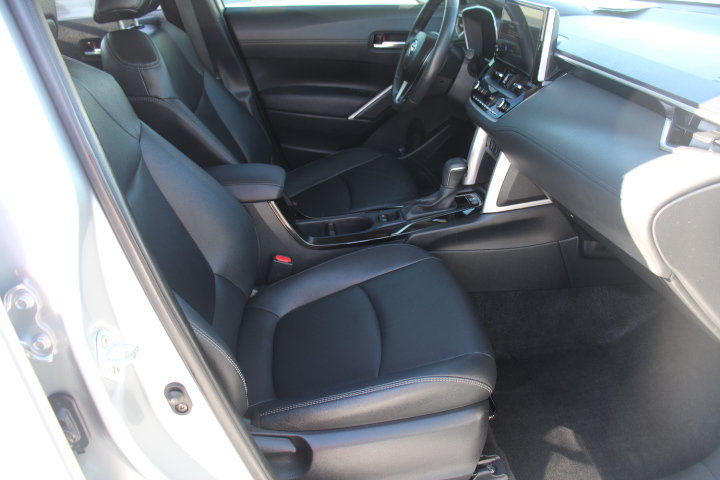Certified 2024 Toyota Corolla Cross XLE w/ Convenience Package AWD/4WD image 21