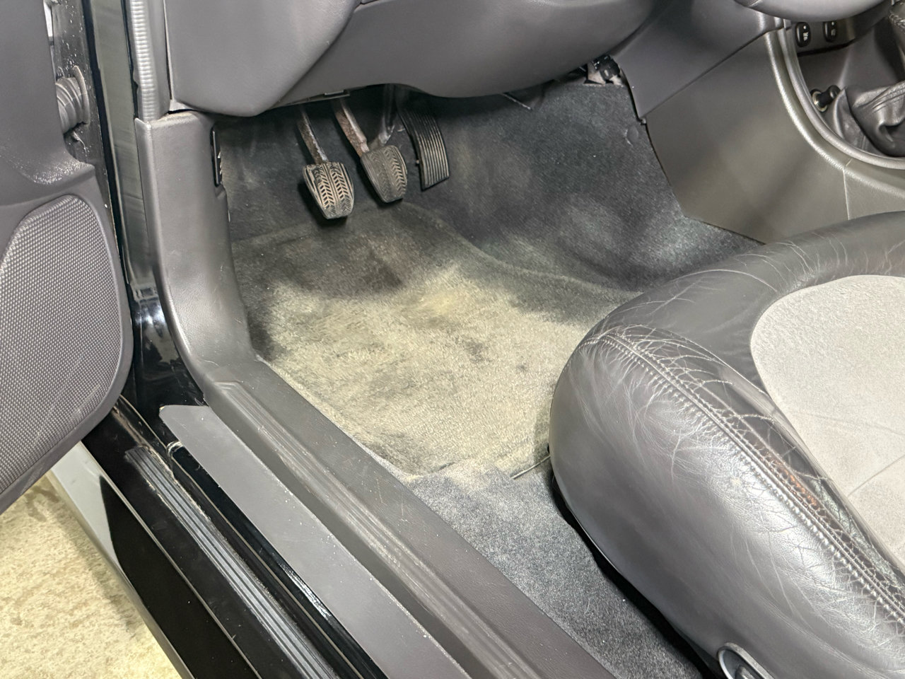 Used 2001 Ford Mustang Cobra image 19