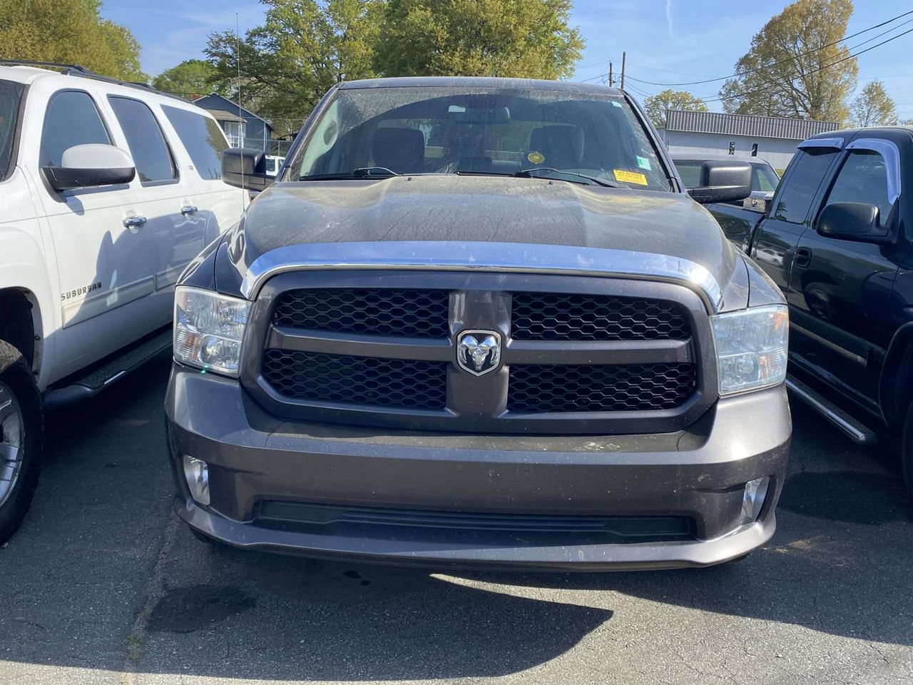 Used 2014 RAM 1500 Express RWD image 2