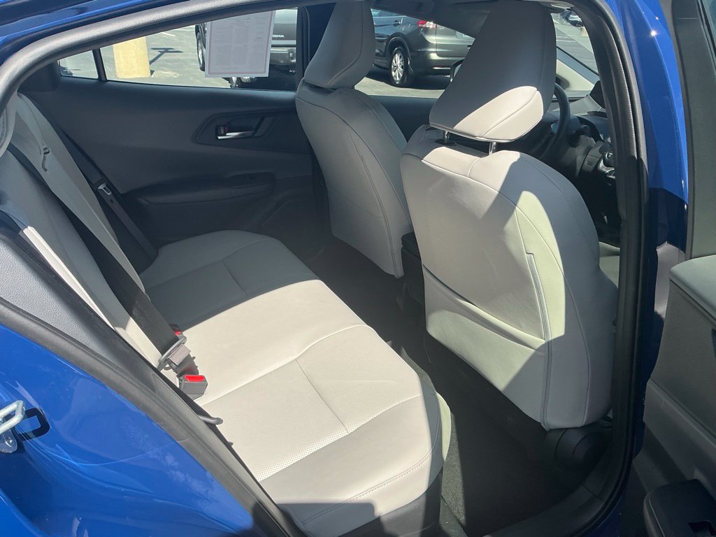 Certified 2024 Toyota Prius XLE FWD image 31