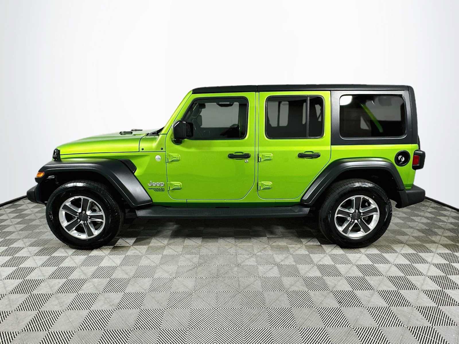 Used 2018 Jeep Wrangler Unlimited Sport S AWD/4WD image 4