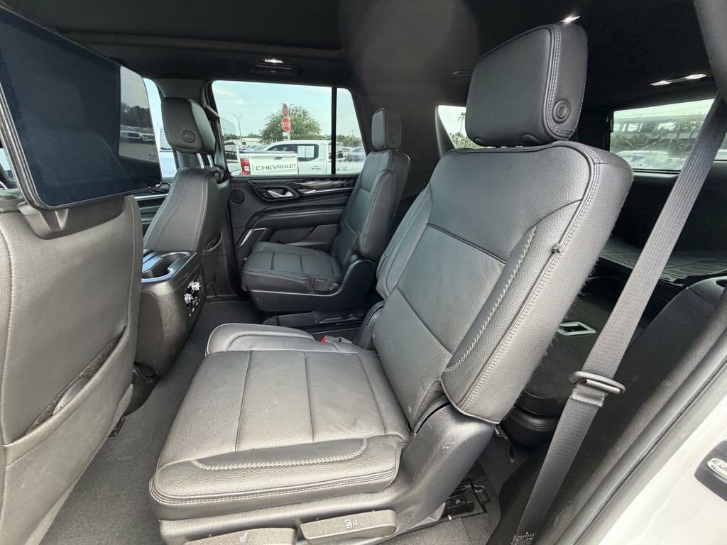 Certified 2023 GMC Yukon Denali w/ LPO, Floor Liner Package AWD/4WD image 17