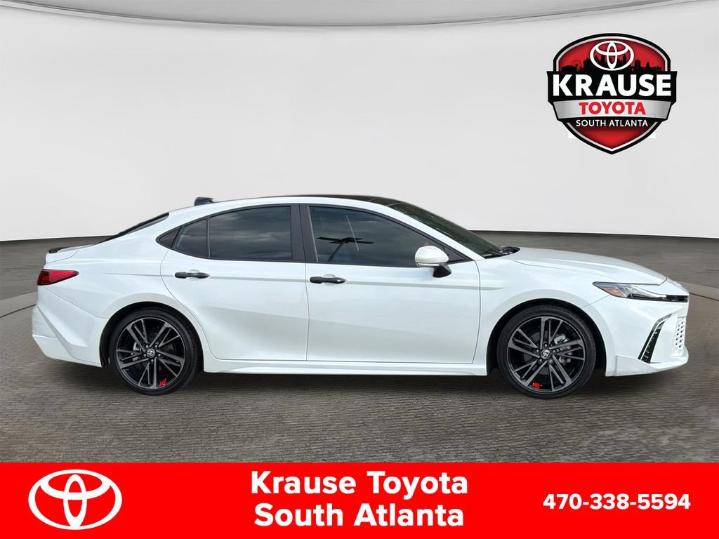 Used 2025 Toyota Camry XSE FWD image 4